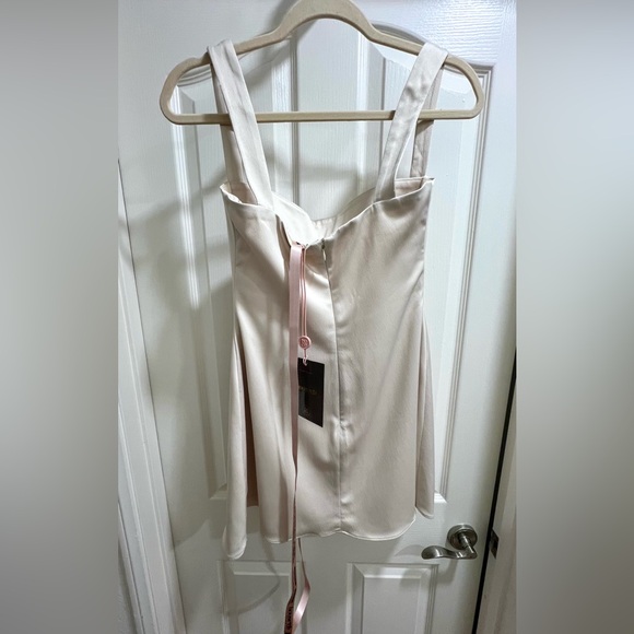 NWT House of CB Kara Mini Dress Vintage Cream - Picture 15 of 16